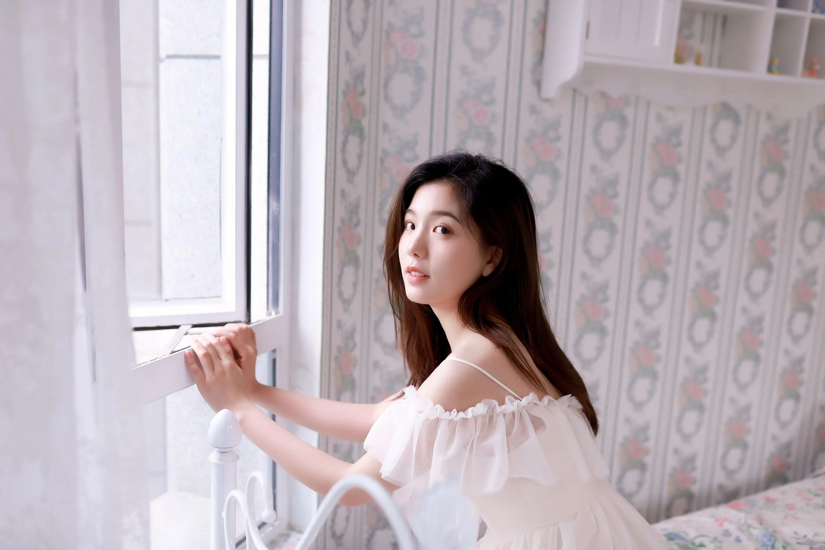 [YITUYU艺图语]2022.08.29 小美好 炸面比目鱼 [24P]插图1